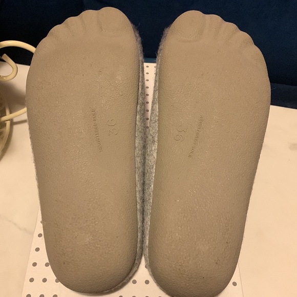 NWOT Flexus by Spring Step Slippers. Size 36 aka 6 - Picture 4 of 9